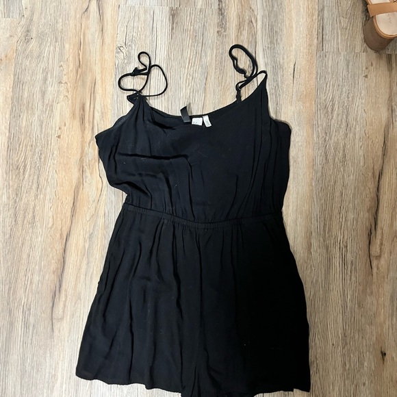 H&M DIVIDED romper - Picture 1 of 2